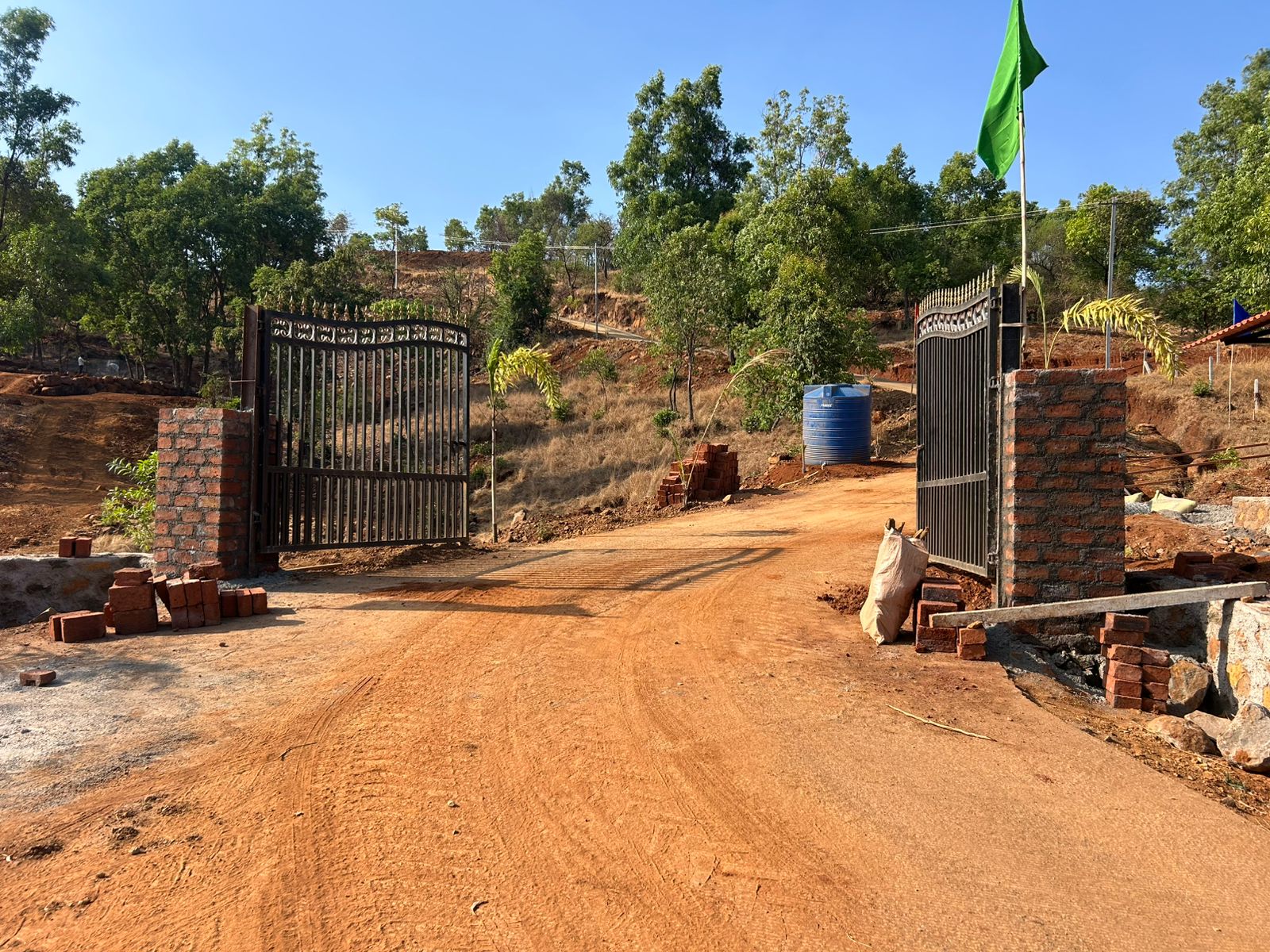 Haarvest Hills Entrance